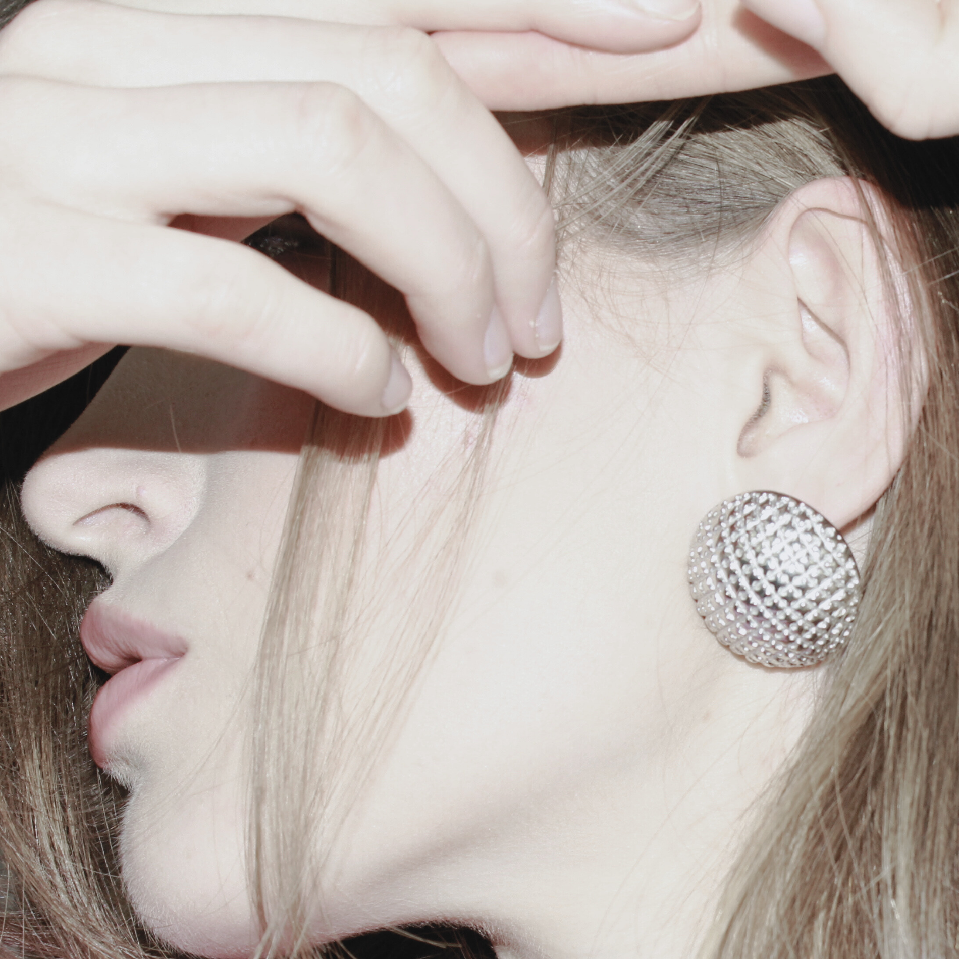 Courage Ornament Statement øreringe - sølvbelagt